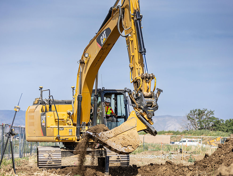 Choose to work in 2D or 3D guidance or automatic modes, with you in control at each step.